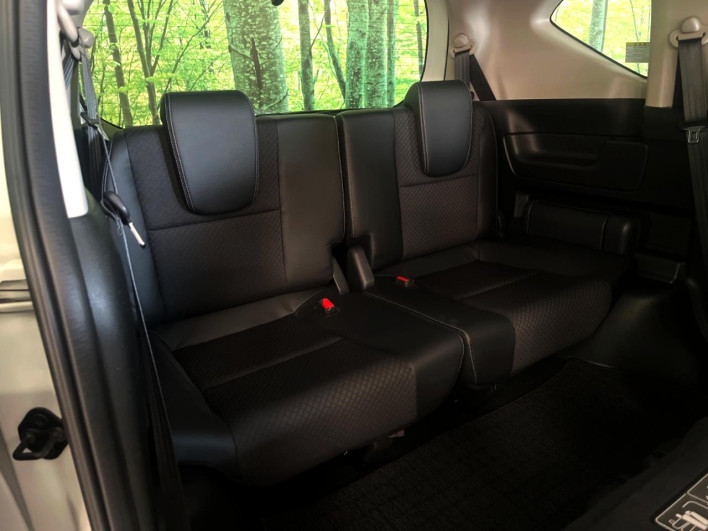 2022 Honda Freed hybrid 6AA-GB7 (UW-69f1f6d563d5a)[19]