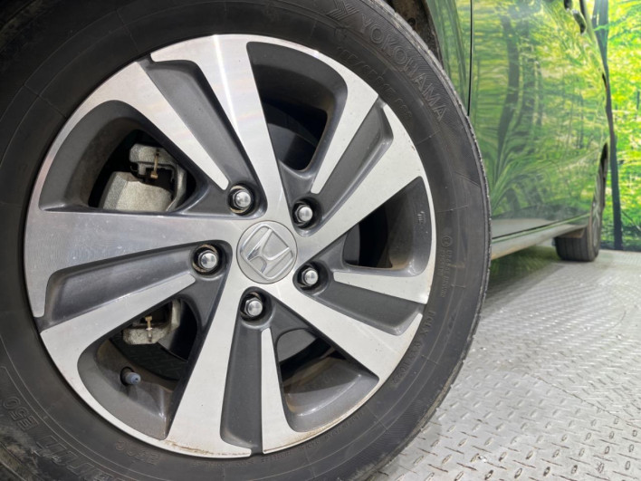 2022 Honda Freed Plus Hybrid 6AA-GB7 (UW-69f1f6d5e6c9c)[14]