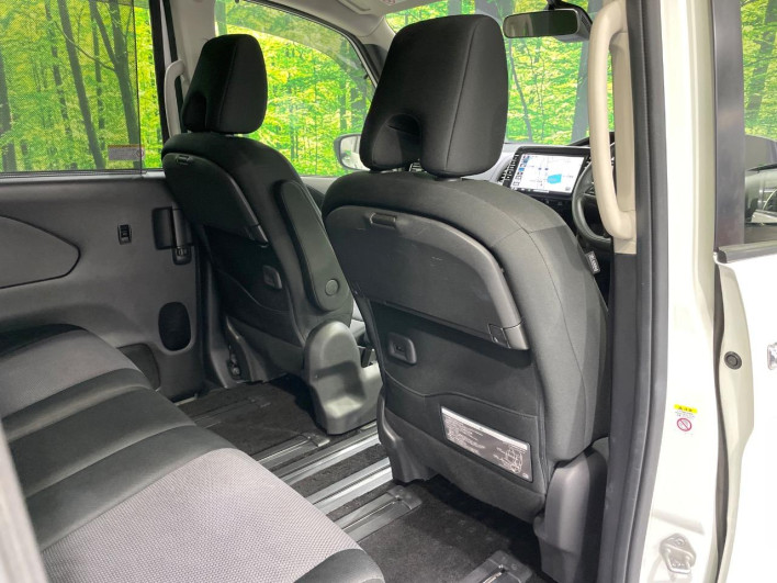 2020 Nissan Serena DAA-GC27 (UW-69f1f6d651d93)[26]