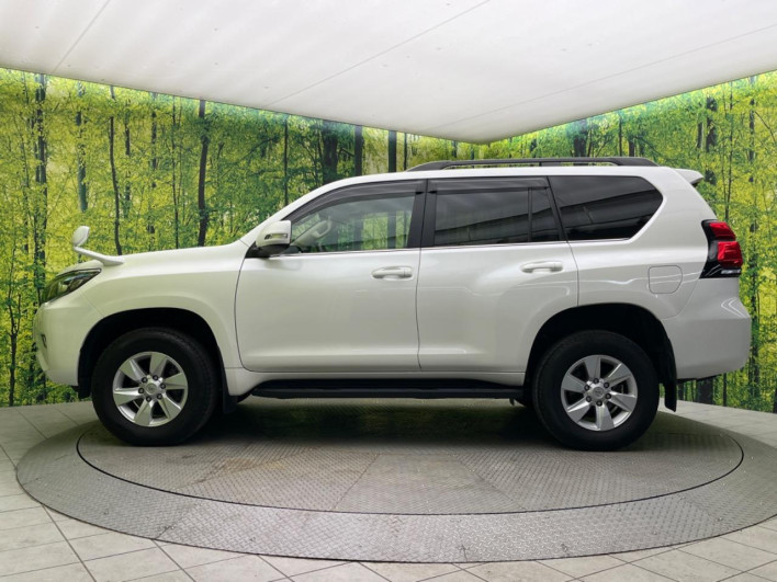 2023 Toyota Land Cruiser Prado 3DA-GDJ150W (UW-69f1f6d74a999)[26]
