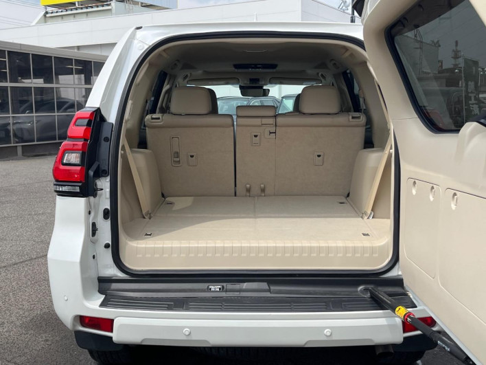 2023 Toyota Land Cruiser Prado 3DA-GDJ150W (UW-69f1f6d83d358)[29]