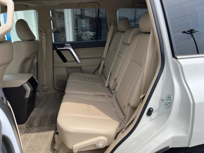 2023 Toyota Land Cruiser Prado 3DA-GDJ150W (UW-69f1f6d83d358)[24]