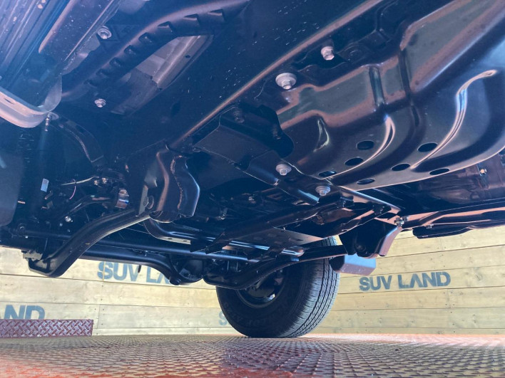 2024 Toyota Land Cruiser 70 3DA-GDJ76W (UW-69f1f6d8a9ae7)[21]