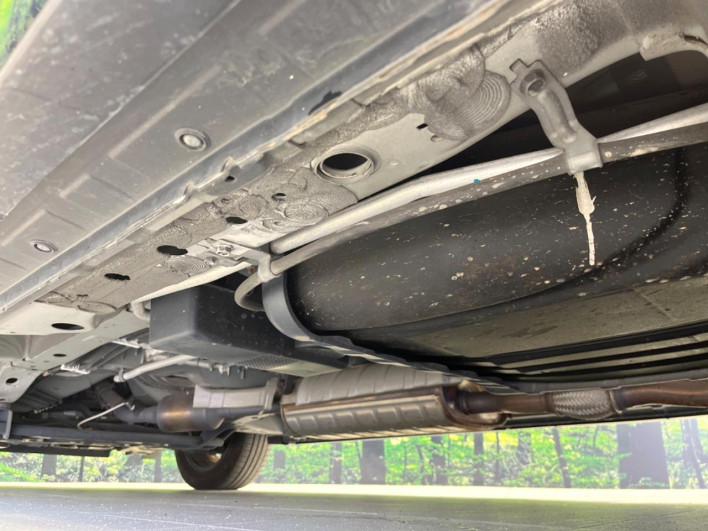 2017 Nissan Serena DAA-GFC27 (UW-69f1f6d8dafe1)[20]