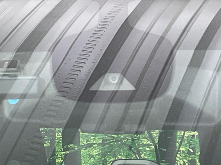 2017 Nissan Serena DAA-GFC27 (UW-69f1f6d9400e2)[6]