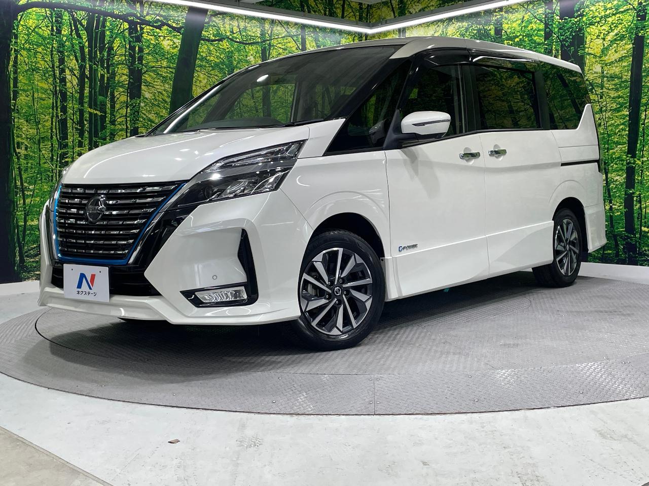 2017 Nissan Serena DAA-GFC27