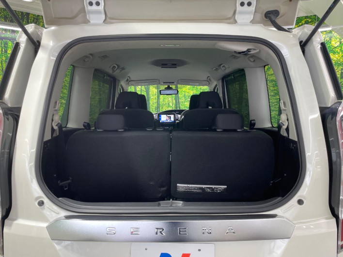 2017 Nissan Serena DAA-GFC27 (UW-69f1f6d9400e2)[29]