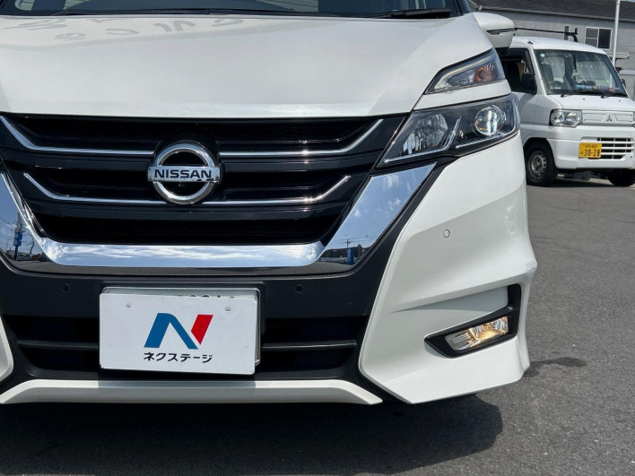 2017 Nissan Serena DAA-GFC27 (UW-69f1f6da254cf)[7]