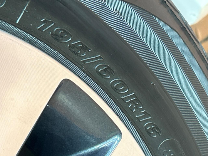 2017 Nissan Serena DAA-GFC27 (UW-69f1f6dab3f01)[4]