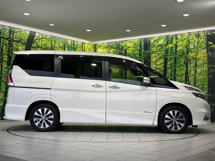 2017 Nissan Serena DAA-GFC27 (UW-69f1f6db2cb2d)[6]