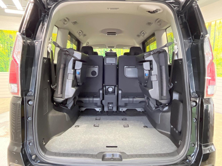 2018 Nissan Serena DAA-GFC27 (UW-69f1f6db6535d)[29]