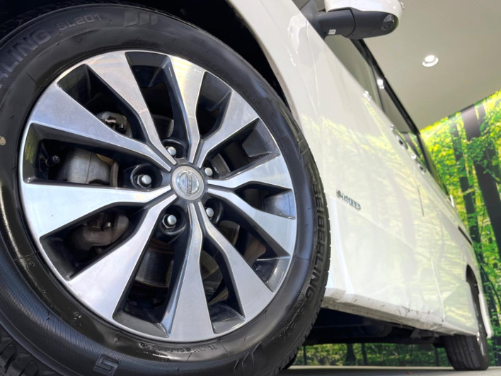 2019 Nissan Serena DAA-GFC27 (UW-69f1f6dc71d8a)[13]