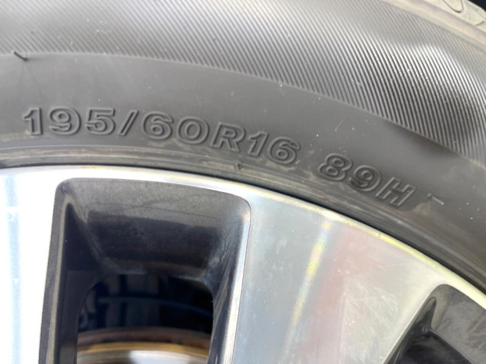 2019 Nissan Serena DAA-GFC27 (UW-69f1f6dc71d8a)[14]