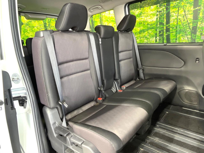 2019 Nissan Serena DAA-GFC27 (UW-69f1f6dc71d8a)[5]