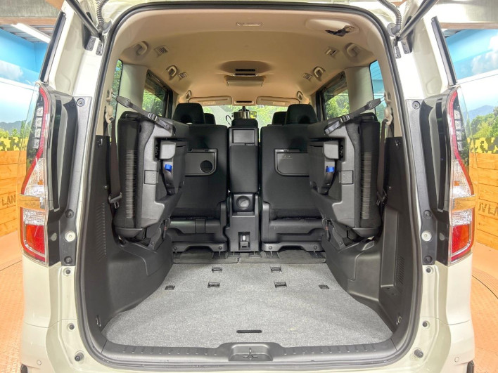 2021 Nissan Serena 5AA-GFC27 (UW-69f1f6dd4b30d)[26]