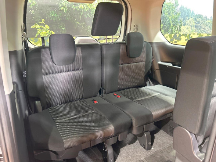 2021 Nissan Serena 5AA-GFC27 (UW-69f1f6dd4b30d)[20]