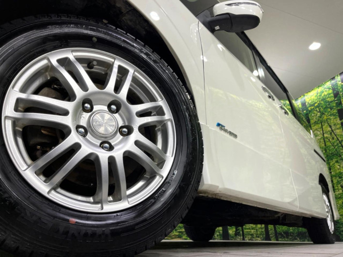 2017 Nissan Serena DAA-GFNC27 (UW-69f1f6de39d8c)[9]