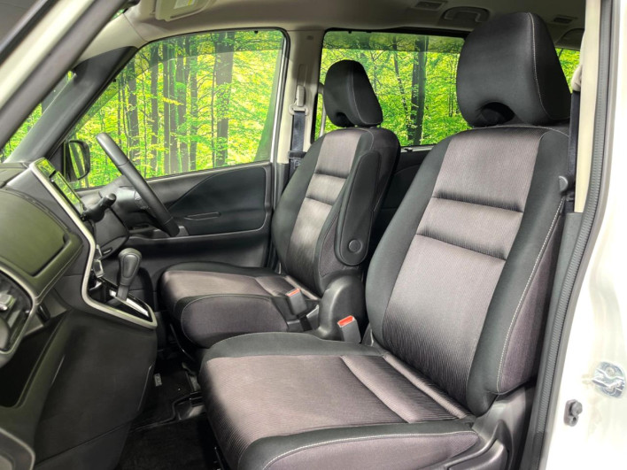 2017 Nissan Serena DAA-GFNC27 (UW-69f1f6de39d8c)[19]