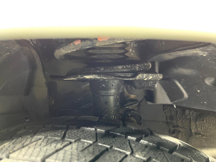 2017 Nissan Serena DAA-GFNC27 (UW-69f1f6de39d8c)[6]