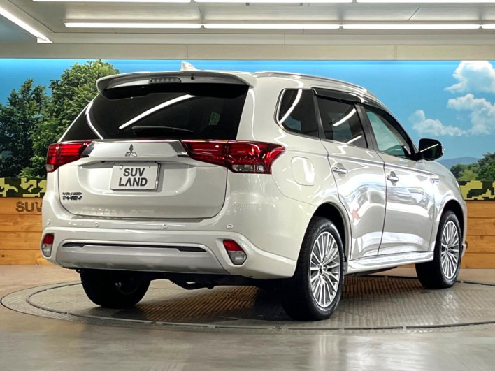 2019 Mitsubishi OUTLANDER PHEV 5LA-GG3W (UW-69f1f6ded2f2f)[17]