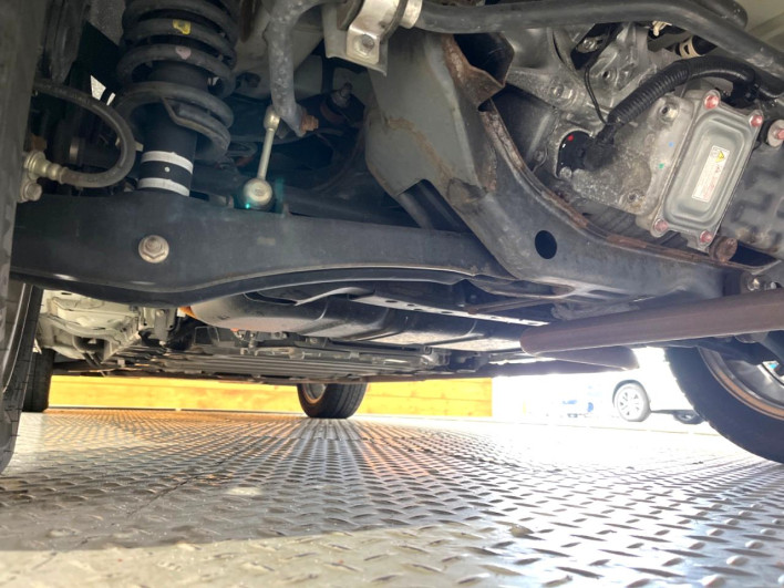 2019 Mitsubishi OUTLANDER PHEV 5LA-GG3W (UW-69f1f6ded2f2f)[12]