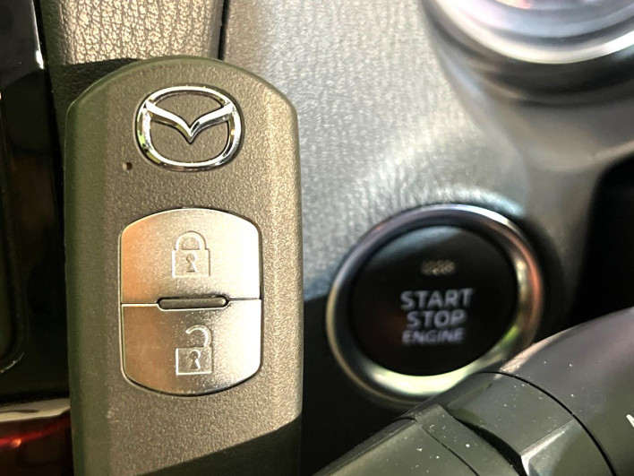 2013 Mazda Atenza Wagon LDA-GJ2FW (UW-69f1f6dfa0362)[14]