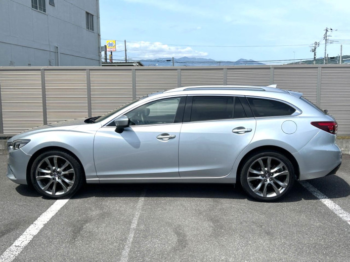 2016 Mazda Atenza Wagon LDA-GJ2FW (UW-69f1f6e05646f)[18]