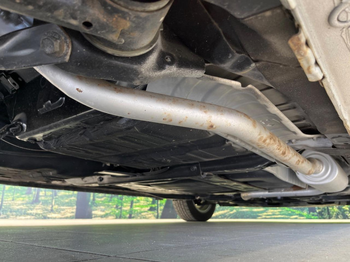 2015 Honda Fit DBA-GK5 (UW-69f1f6e1070d4)[25]