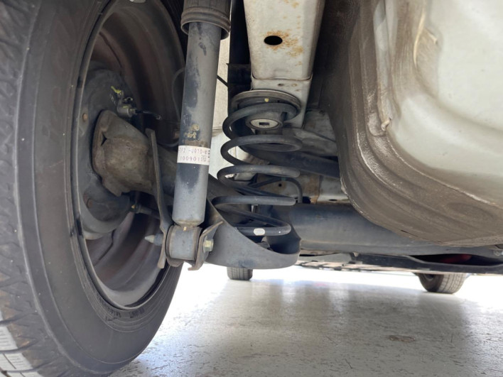 2010 Honda Fit Hybrid DAA-GP1 (UW-69f1f6e1c88fb)[14]