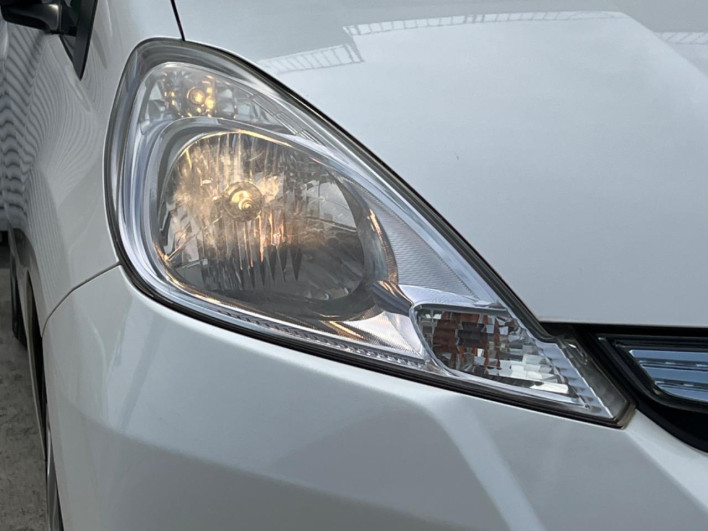 2010 Honda Fit Hybrid DAA-GP1 (UW-69f1f6e1c88fb)[19]