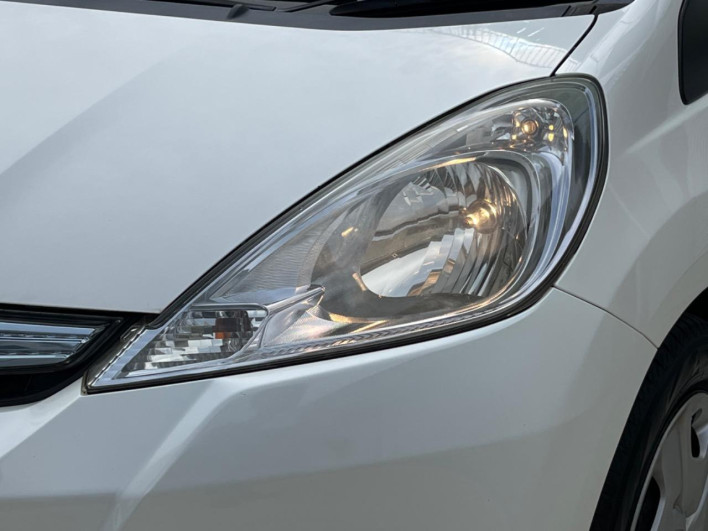 2010 Honda Fit Hybrid DAA-GP1 (UW-69f1f6e1c88fb)[20]