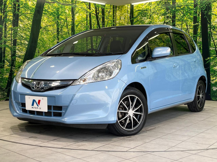 2013 Honda Fit Hybrid DAA-GP1 (UW-69f1f6e28fa39)[0]