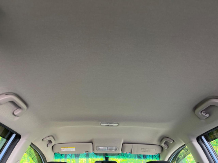 2013 Honda Fit Hybrid DAA-GP1 (UW-69f1f6e28fa39)[19]