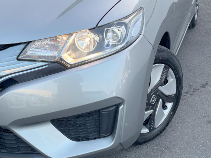 2014 Honda Fit Hybrid DAA-GP5 (UW-69f1f6e30da70)[12]