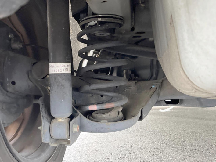 2014 Honda Fit Hybrid DAA-GP5 (UW-69f1f6e30da70)[9]