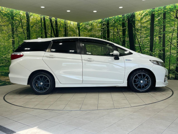 2015 Honda SHUTTLE DAA-GP7 (UW-69f1f6e367544)[7]