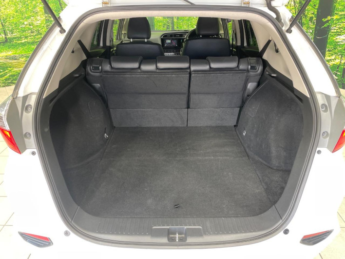 2015 Honda SHUTTLE DAA-GP7 (UW-69f1f6e367544)[24]