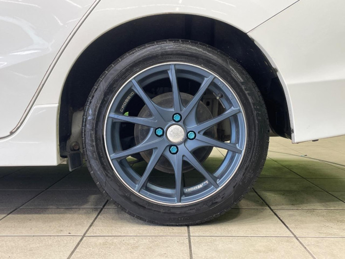 2015 Honda SHUTTLE DAA-GP7 (UW-69f1f6e367544)[18]