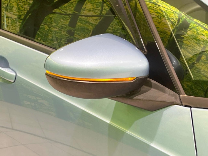 2020 Honda Fit 6AA-GR3 (UW-69f1f6e49e252)[10]