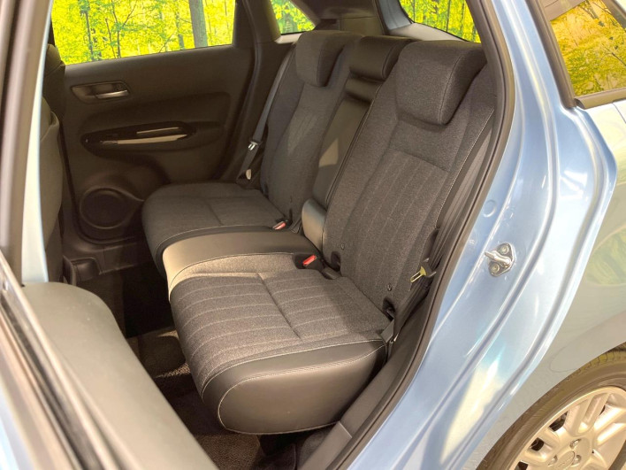 2020 Honda Fit 6AA-GR3 (UW-69f1f6e4a334c)[5]