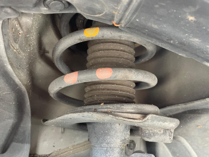 2013 Nissan Serena DAA-HC26 (UW-69f1f6ee3ab2f)[17]