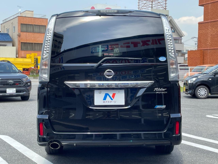 2013 Nissan Serena DAA-HC26 (UW-69f1f6ee3ab2f)[7]