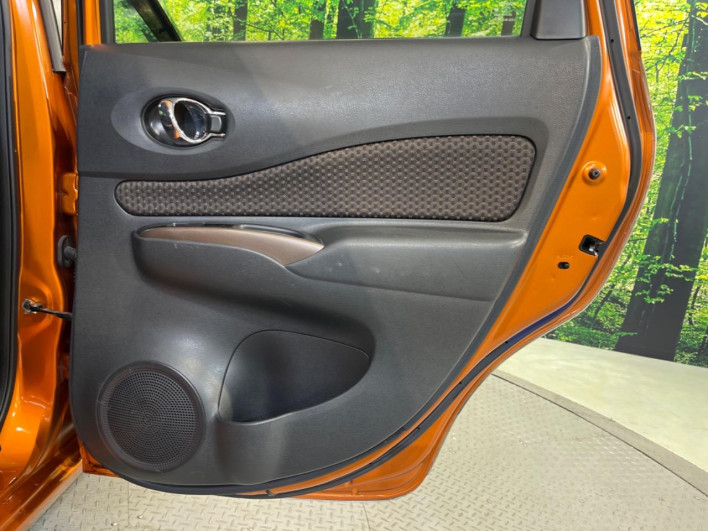 2017 Nissan Note DAA-HE12 (UW-69f1f6eeab692)[19]