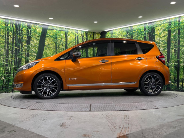 2017 Nissan Note DAA-HE12 (UW-69f1f6eeab692)[5]