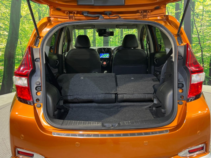 2017 Nissan Note DAA-HE12 (UW-69f1f6eeab692)[23]