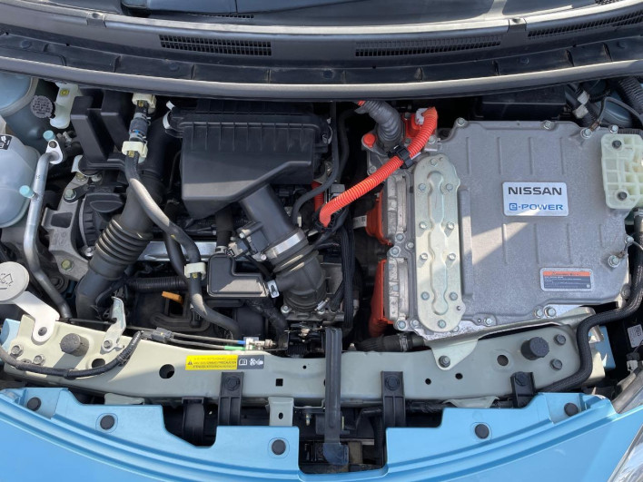 2017 Nissan Note DAA-HE12 (UW-69f1f6ef67851)[9]