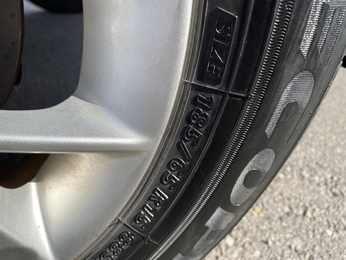 2017 Nissan Note DAA-HE12 (UW-69f1f6ef67851)[5]