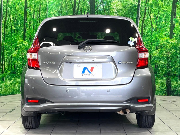 2017 Nissan Note DAA-HE12 (UW-69f1f6efe3ebd)[8]