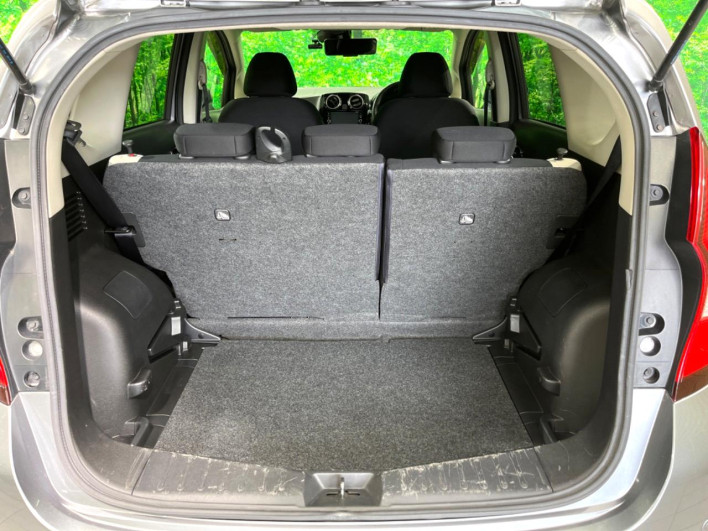 2017 Nissan Note DAA-HE12 (UW-69f1f6efe3ebd)[13]