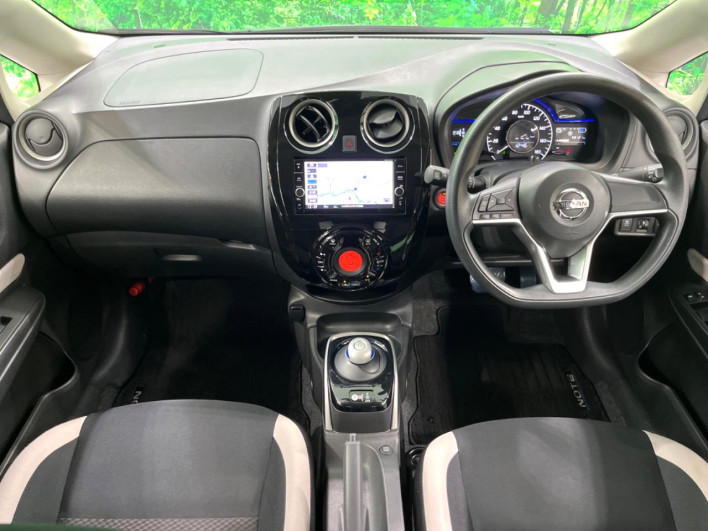 2017 Nissan Note DAA-HE12 (UW-69f1f6efe3ebd)[18]